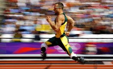 Karsa连续十五场比赛得分超过大比分获胜，利物浦不断突破！观众掌声雷动