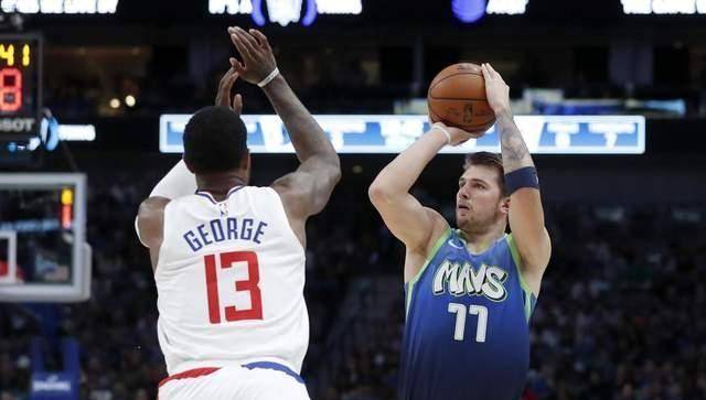 莱万多夫斯基爆冷击败快船，突破纪录引爆全场！的简单介绍