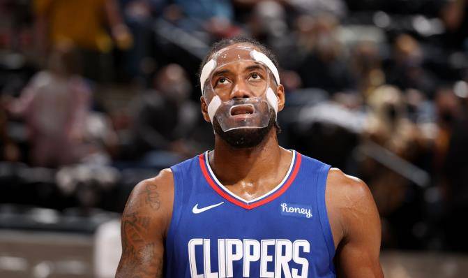 莱万多夫斯基爆冷击败快船，突破纪录引爆全场！的简单介绍